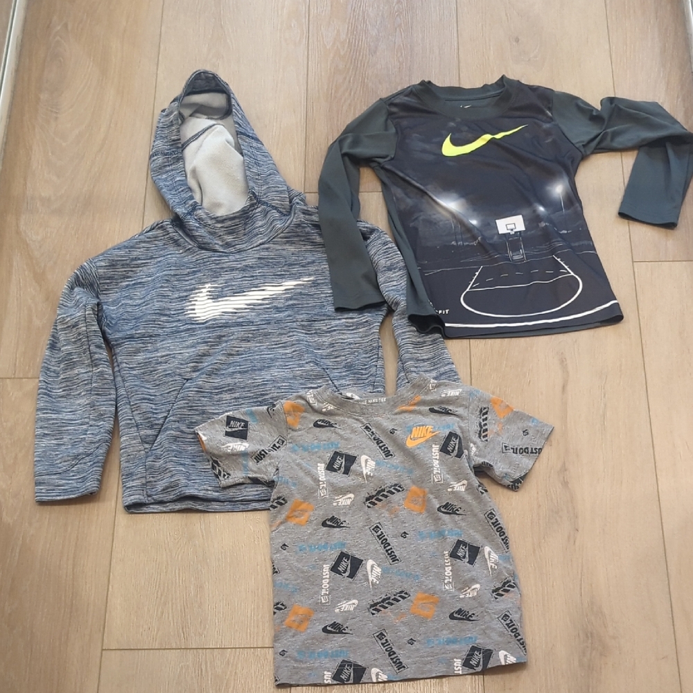 Nike Kids' Assorted Long Sleeve Shirts